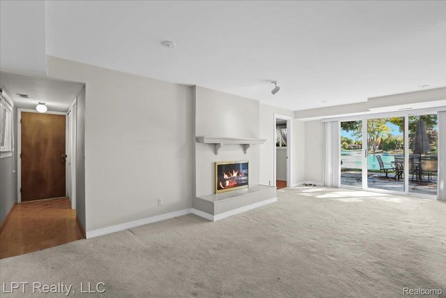 6378 Emerald Lake Drive, Troy, MI 48085