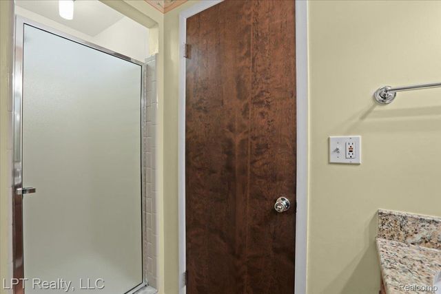 6378 Emerald Lake Drive, Troy, MI 48085