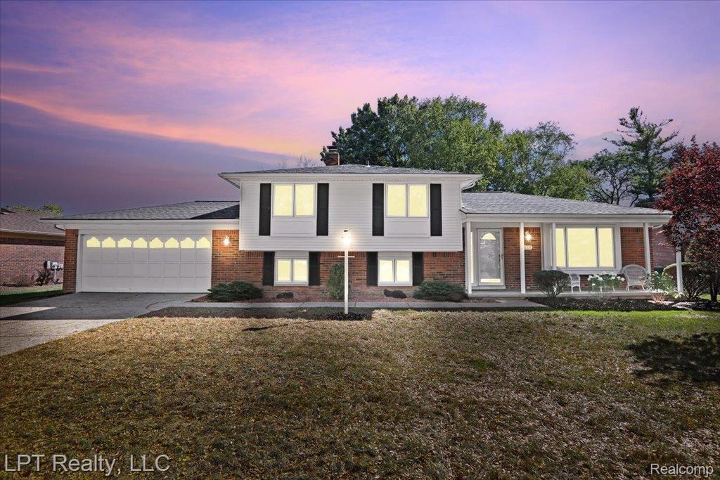 6378 Emerald Lake Drive, Troy, MI 48085