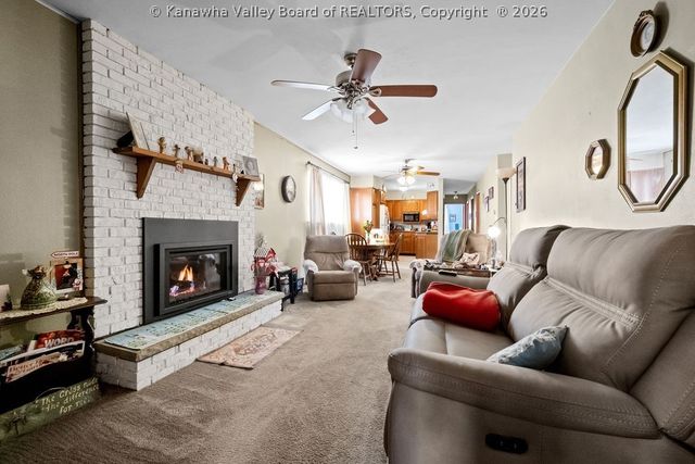 104 Beech Street, Nitro, WV 25143