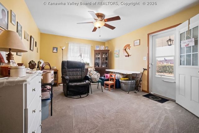 104 Beech Street, Nitro, WV 25143