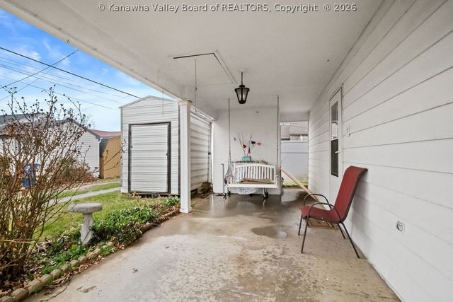 104 Beech Street, Nitro, WV 25143