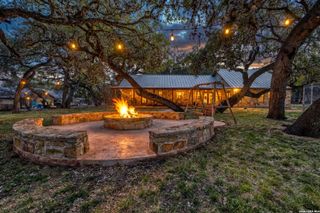 206 S River Place Rd, Rio Frio, TX 78879