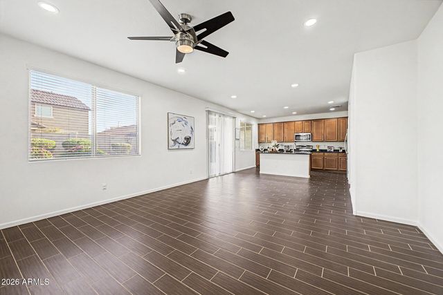 879 E ABERDEEN Drive, Gilbert, AZ 85298