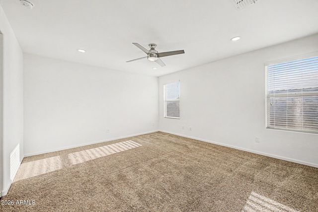 879 E ABERDEEN Drive, Gilbert, AZ 85298