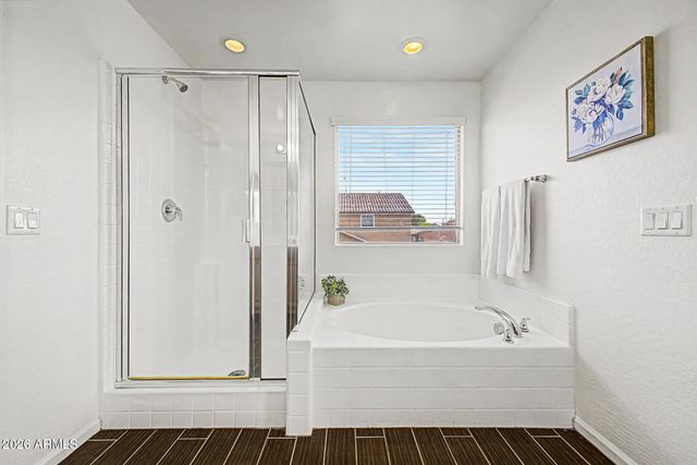 879 E ABERDEEN Drive, Gilbert, AZ 85298