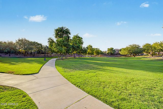 879 E ABERDEEN Drive, Gilbert, AZ 85298