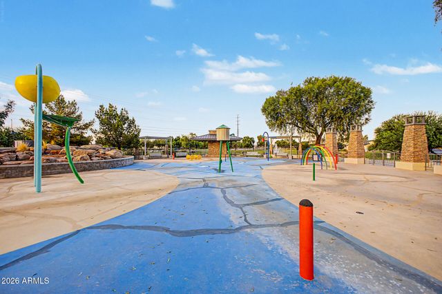 879 E ABERDEEN Drive, Gilbert, AZ 85298