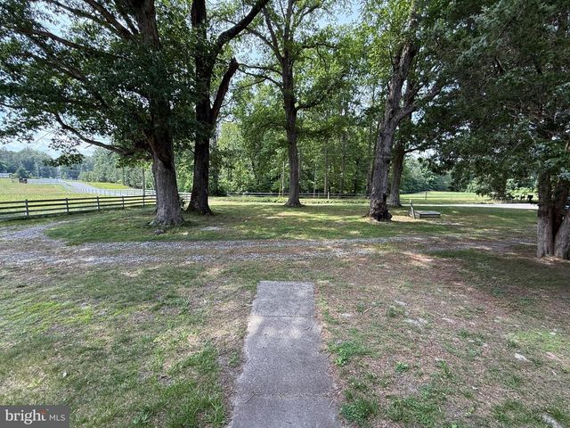 14192 DEVILS THREE JUMP RD, Milford, VA 22514