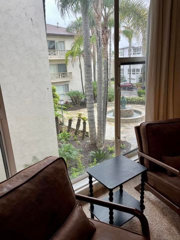 220 Coast Blvd 2M, La Jolla, CA 92037