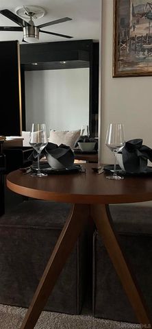 220 Coast Blvd 2M, La Jolla, CA 92037