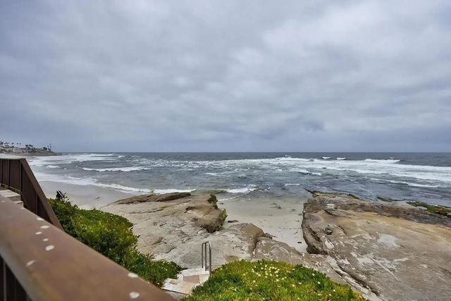 220 Coast Blvd 2M, La Jolla, CA 92037