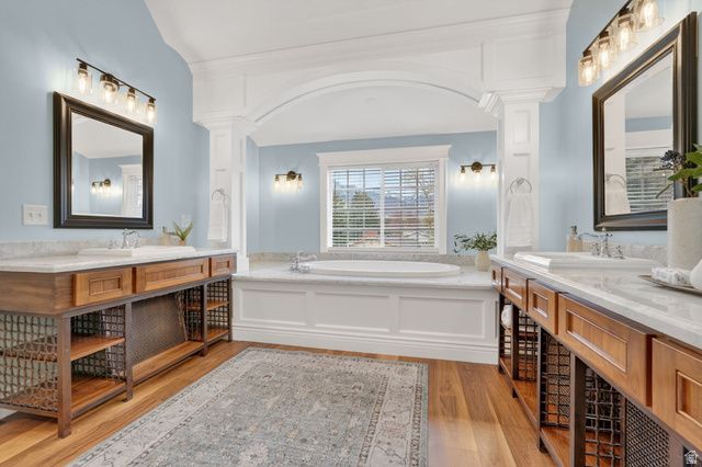 5088 S WANDER LN, Holladay, UT 84117