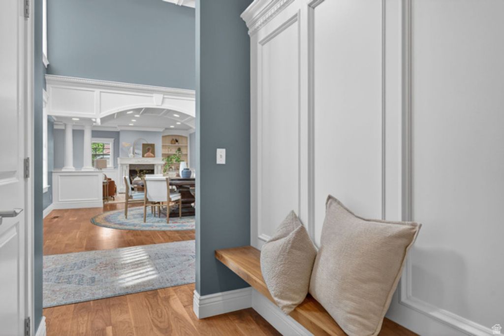 Image 25 of property listing at 5088 S WANDER LN, Holladay, UT 84117