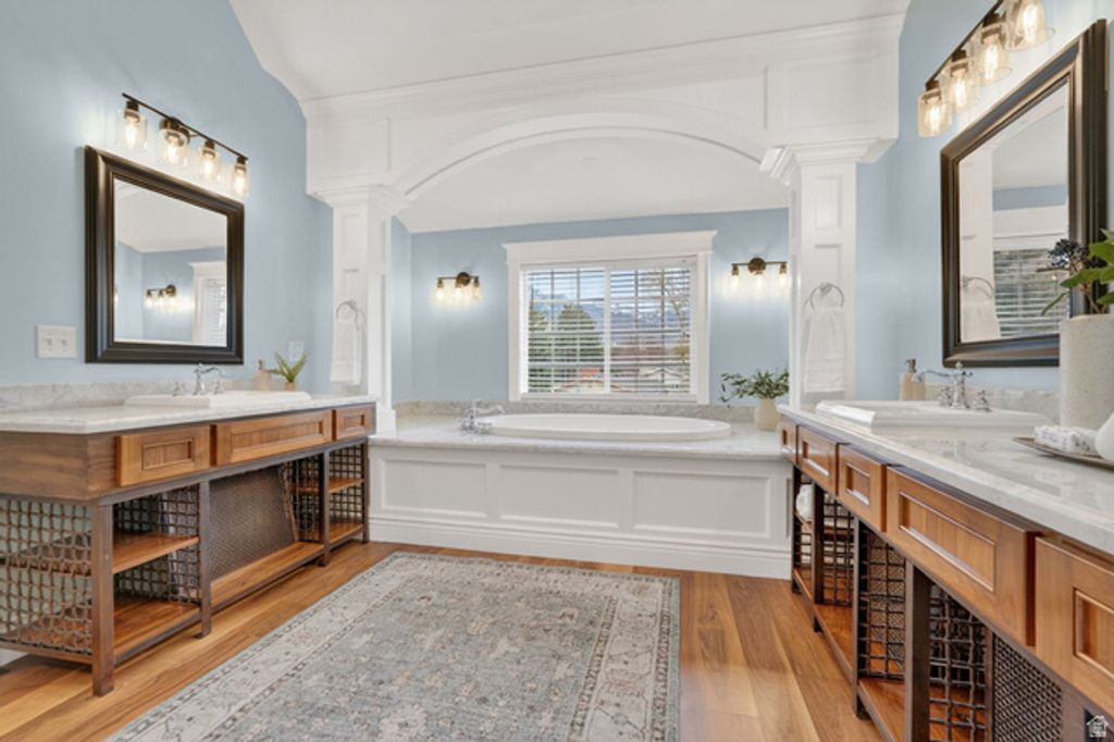 Image 39 of property listing at 5088 S WANDER LN, Holladay, UT 84117