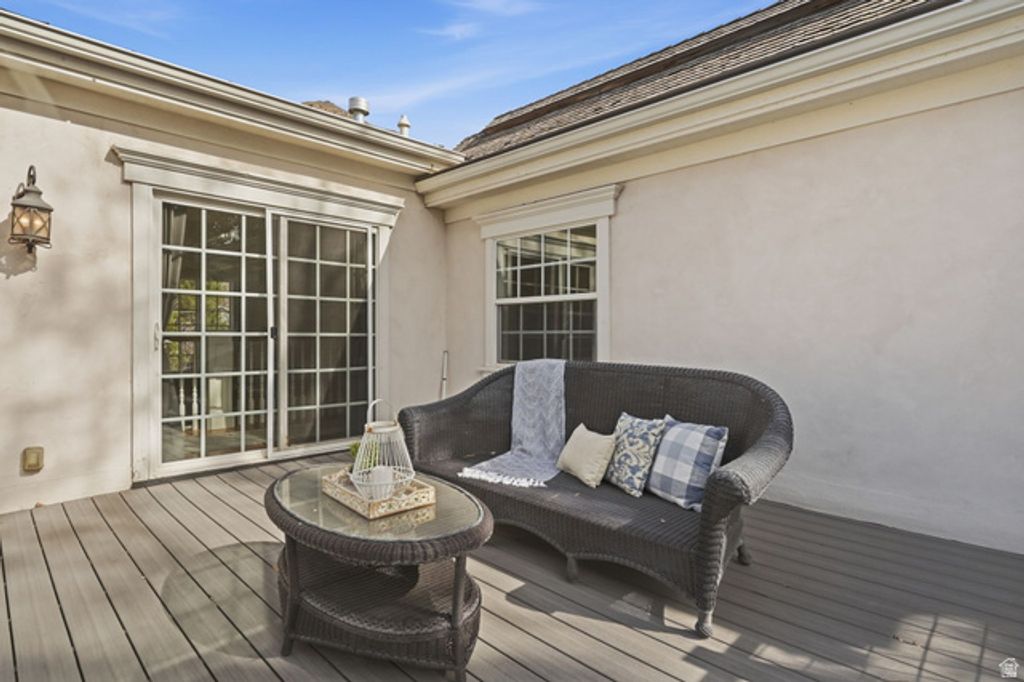 Image 47 of property listing at 5088 S WANDER LN, Holladay, UT 84117