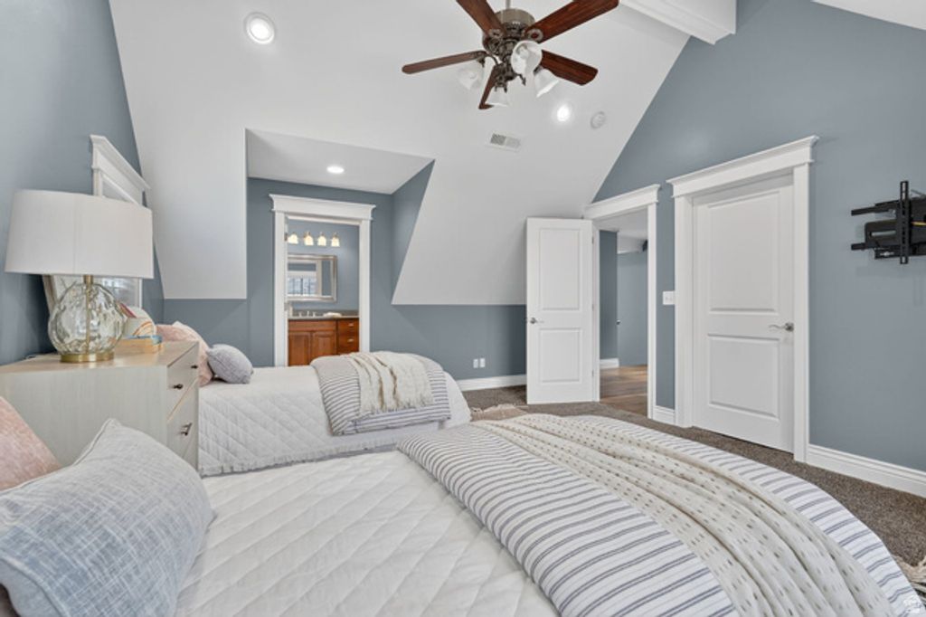 Image 51 of property listing at 5088 S WANDER LN, Holladay, UT 84117