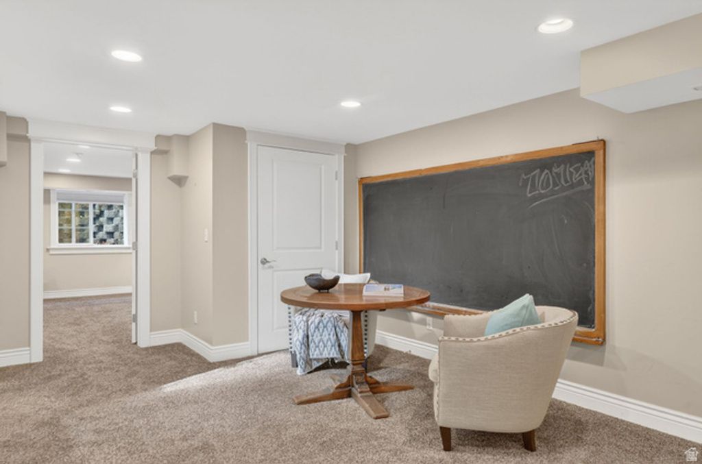 Image 56 of property listing at 5088 S WANDER LN, Holladay, UT 84117