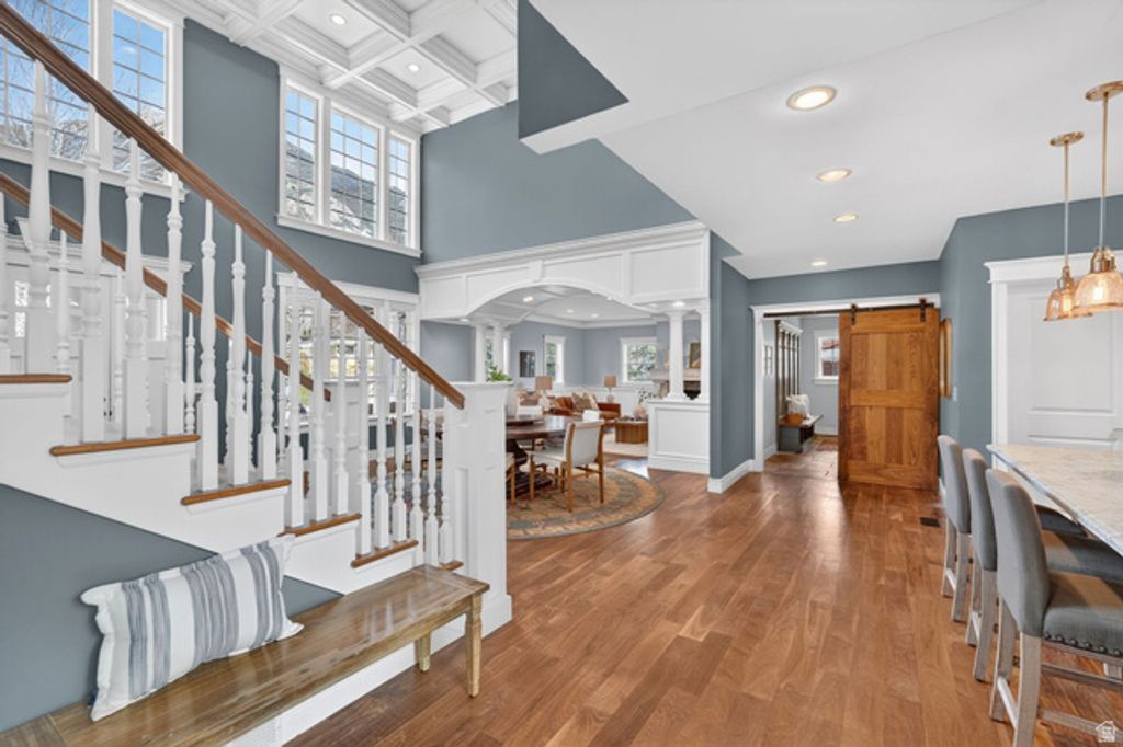 Image 61 of property listing at 5088 S WANDER LN, Holladay, UT 84117