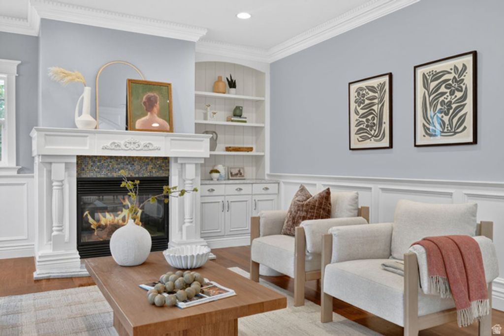 Image 8 of property listing at 5088 S WANDER LN, Holladay, UT 84117