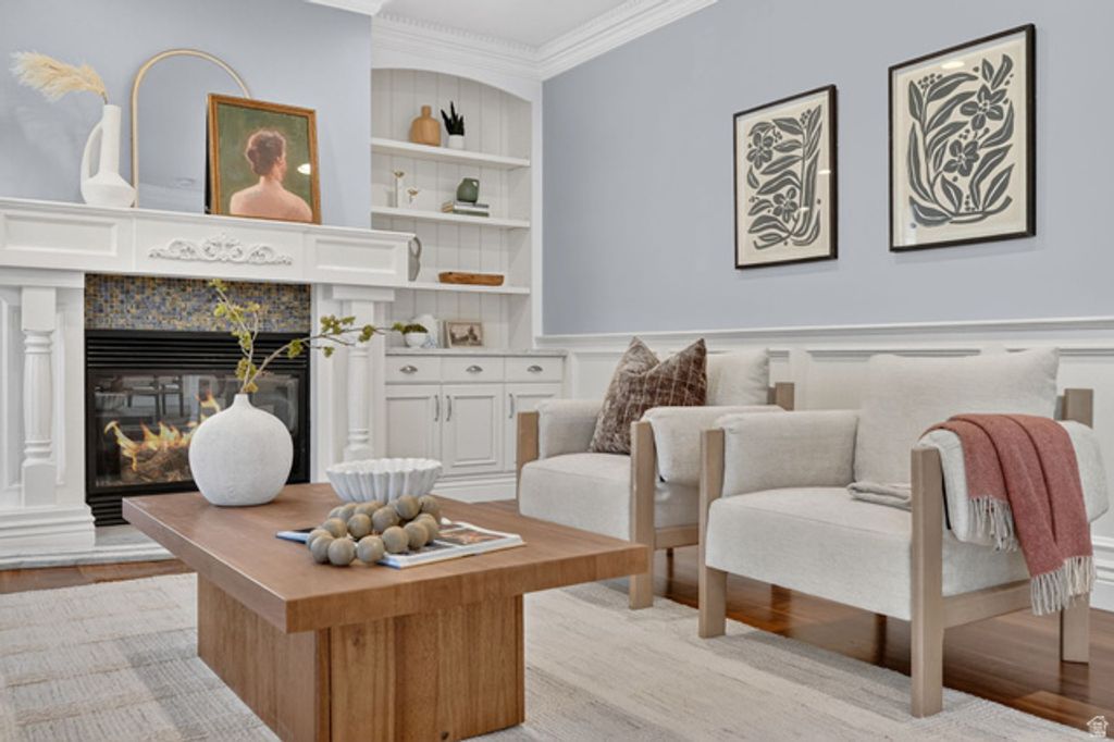 Image 9 of property listing at 5088 S WANDER LN, Holladay, UT 84117