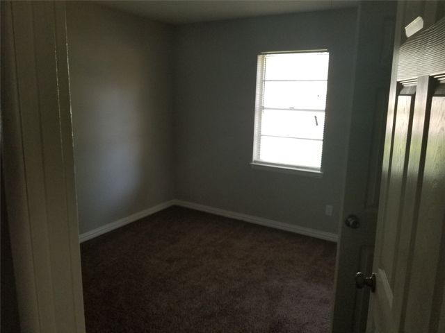 3460 Edith Lane, Haltom City, TX 76117