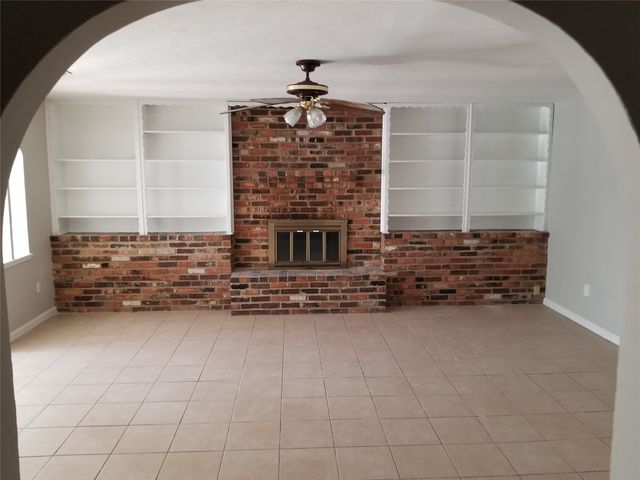 3460 Edith Lane, Haltom City, TX 76117