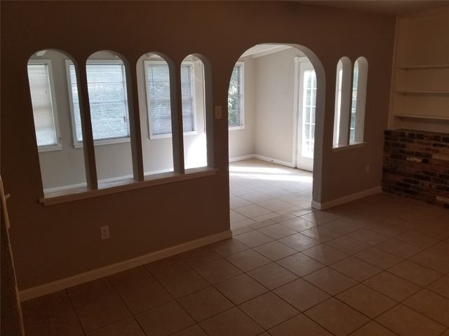 3460 Edith Lane, Haltom City, TX 76117