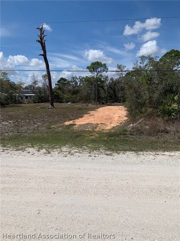 1046 Chestnut Street, Lake Placid, FL 33852