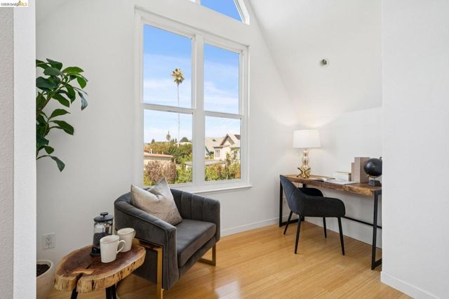 1537 Ashby Ave, Berkeley, CA 94703