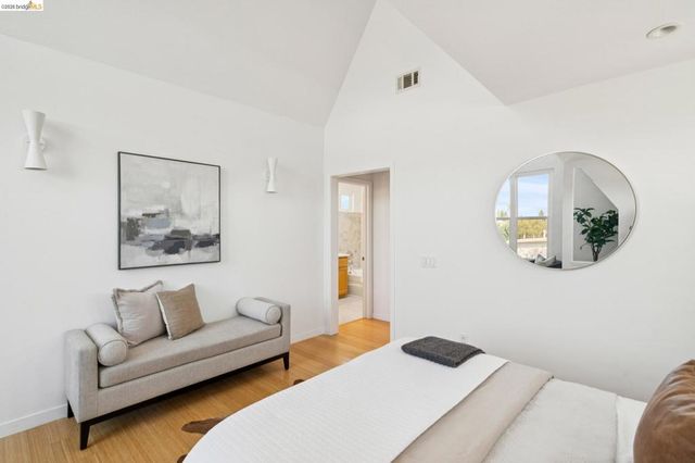 1537 Ashby Ave, Berkeley, CA 94703