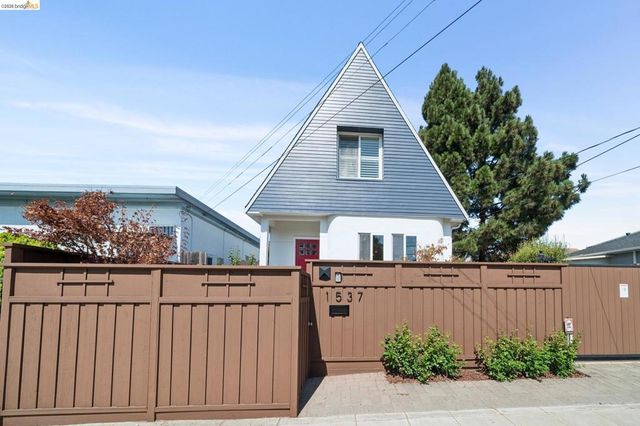 1537 Ashby Ave, Berkeley, CA 94703