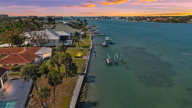 436 BAYSHORE DRIVE, Venice, FL 34285