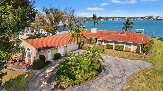 436 BAYSHORE DRIVE, Venice, FL 34285