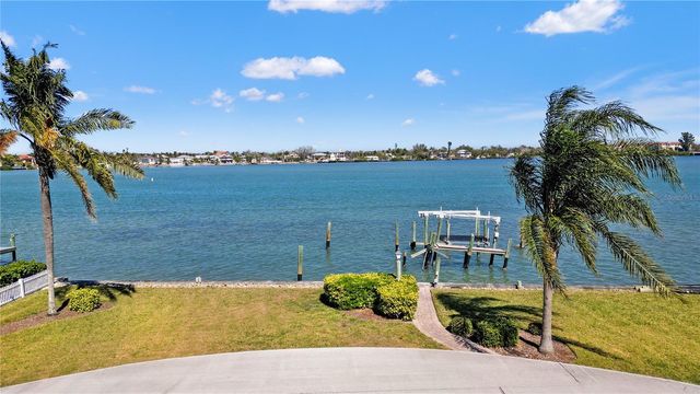 436 BAYSHORE DRIVE, Venice, FL 34285