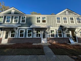 453 Martins Creek Boulevard, Summerville, SC 29485