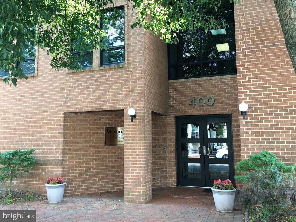 400 N COLUMBUS STREET, Alexandria, VA 22314