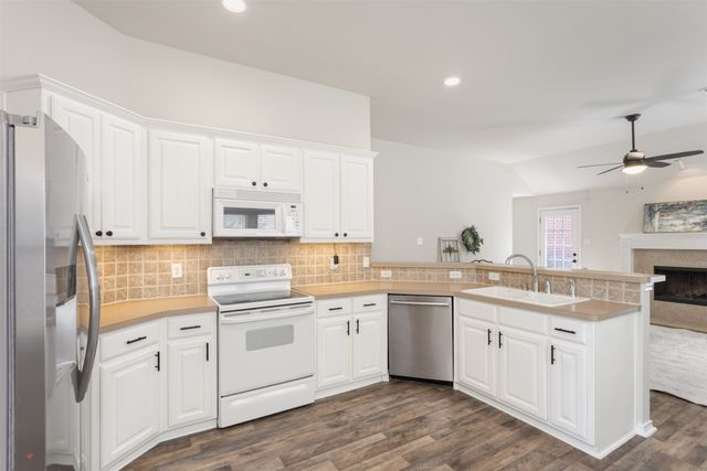 5741 Starboardway Drive, Fort Worth, TX 76135