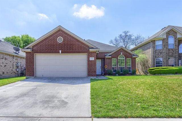 5741 Starboardway Drive, Fort Worth, TX 76135