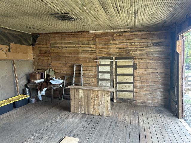 2820 Lockertsville Rd, Ashland City, TN 37015