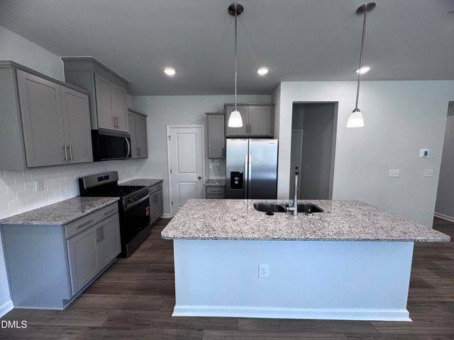 205 Broomside Avenue, Raleigh, NC 27603