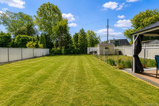 53 James Lane, Levittown, NY 11756