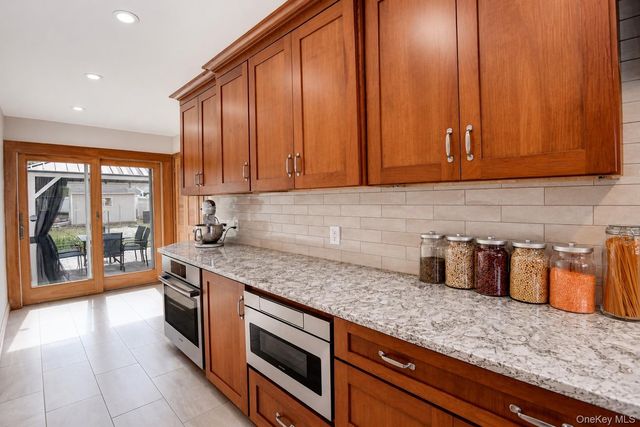 53 James Lane, Levittown, NY 11756