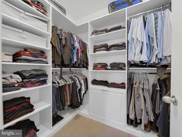 4380 FAIR LAKES CT, Fairfax, VA 22033