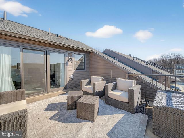 4380 FAIR LAKES CT, Fairfax, VA 22033