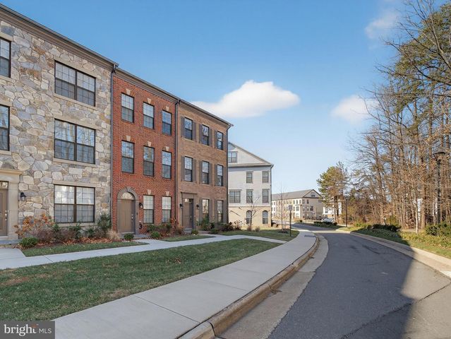 4380 FAIR LAKES CT, Fairfax, VA 22033
