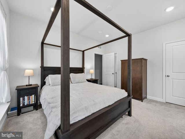 4380 FAIR LAKES CT, Fairfax, VA 22033