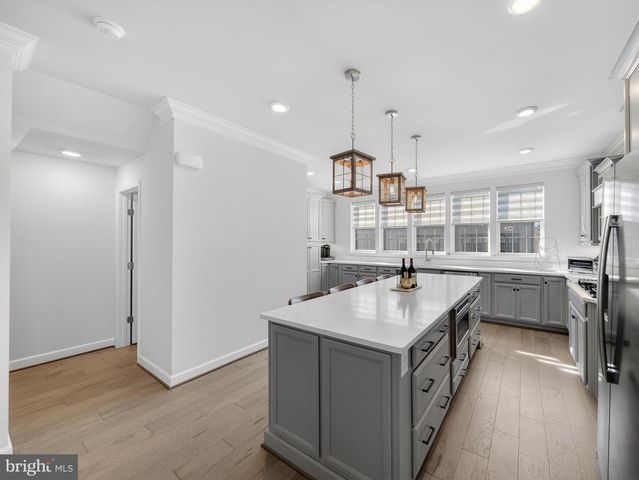 4380 FAIR LAKES CT, Fairfax, VA 22033