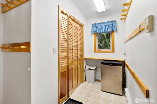 7101 Rainier Way, Glacier, WA 98244