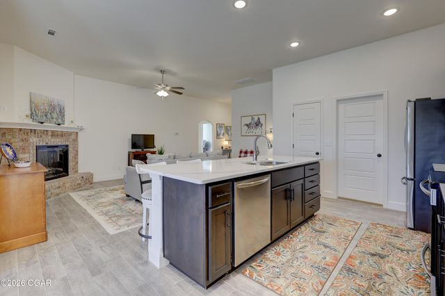 817 Delaney Drive, Carl Junction, MO 64834